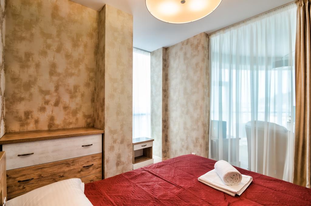 Leogrand Apartments Z Panoramoyu Lvova 外观 照片