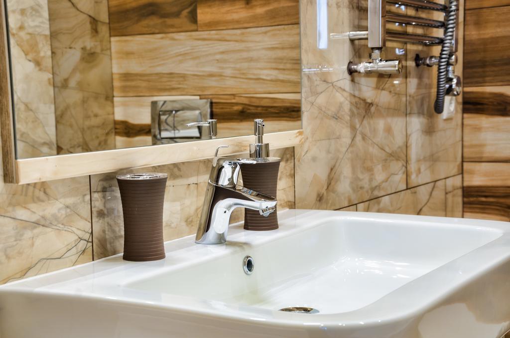 Leogrand Apartments Z Panoramoyu Lvova 外观 照片
