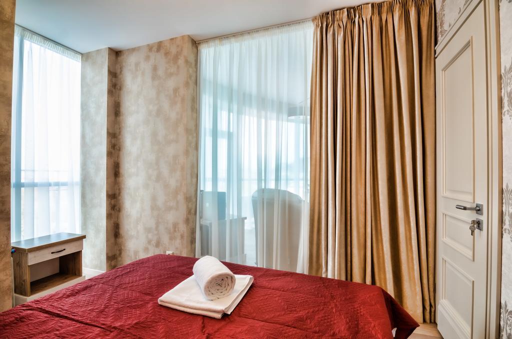 Leogrand Apartments Z Panoramoyu Lvova 外观 照片